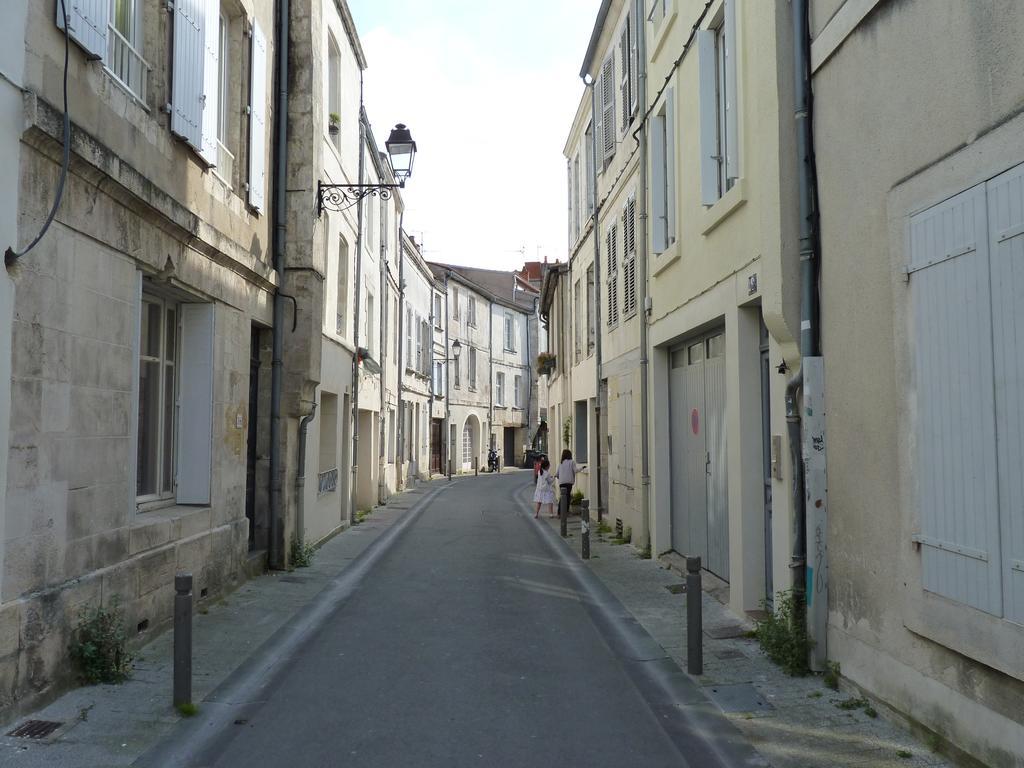 Les Cloutiers Leilighet La Rochelle  Eksteriør bilde